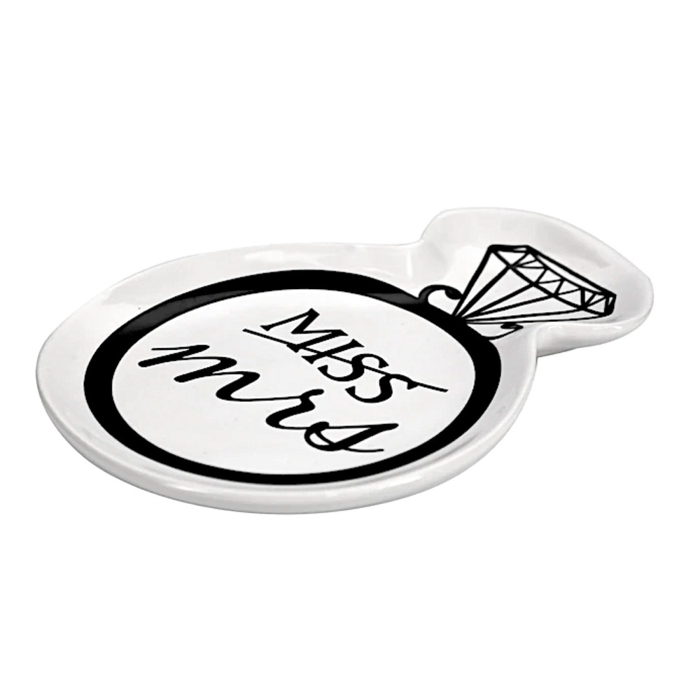“MRS” RING SHAPED TRINKET TRAY NWT - Picture 2 of 4